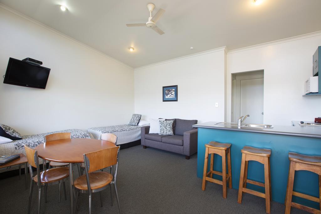 Beach House Motel Papamoa Zewnętrze zdjęcie